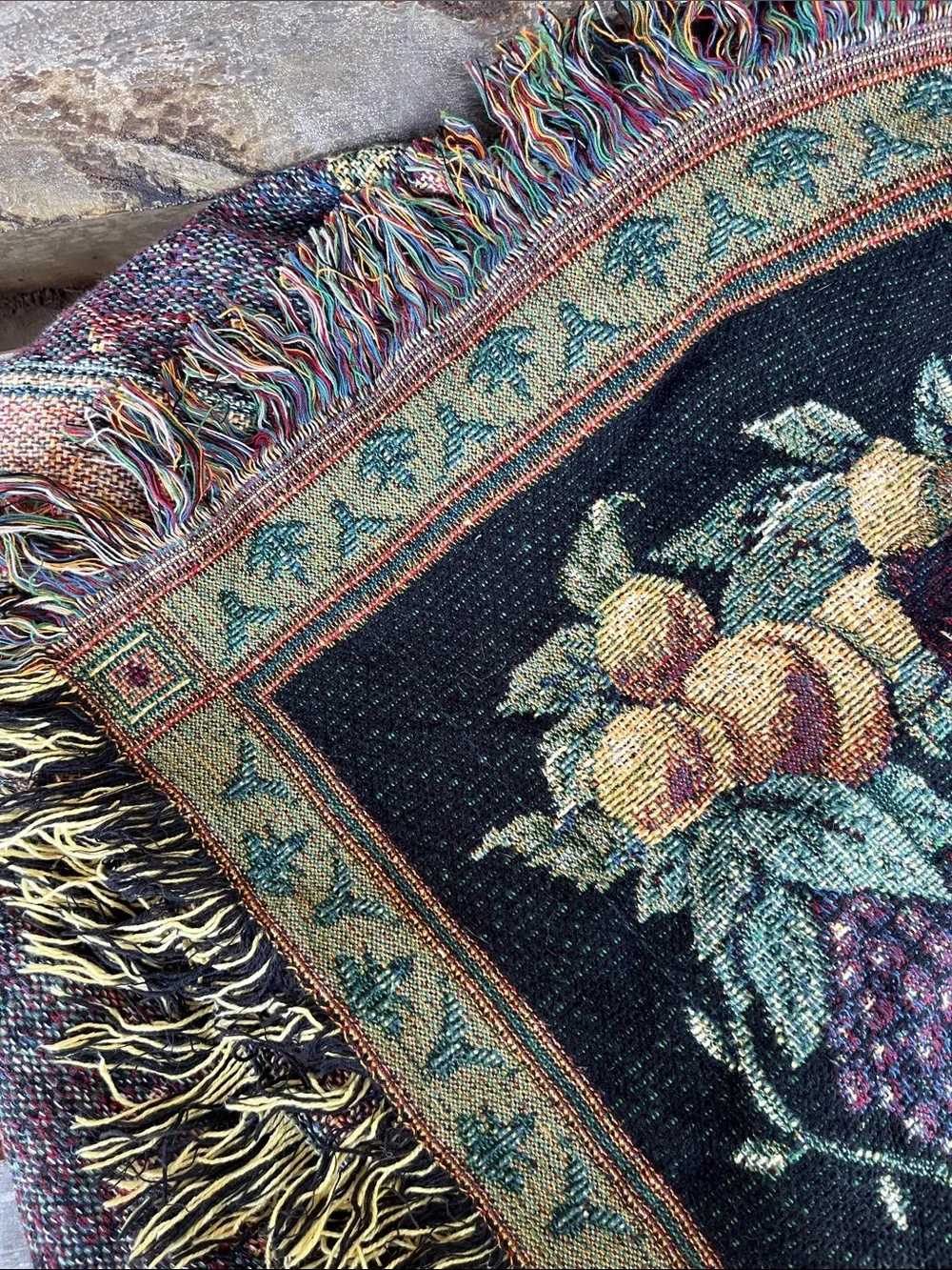 Vintage elegant woven